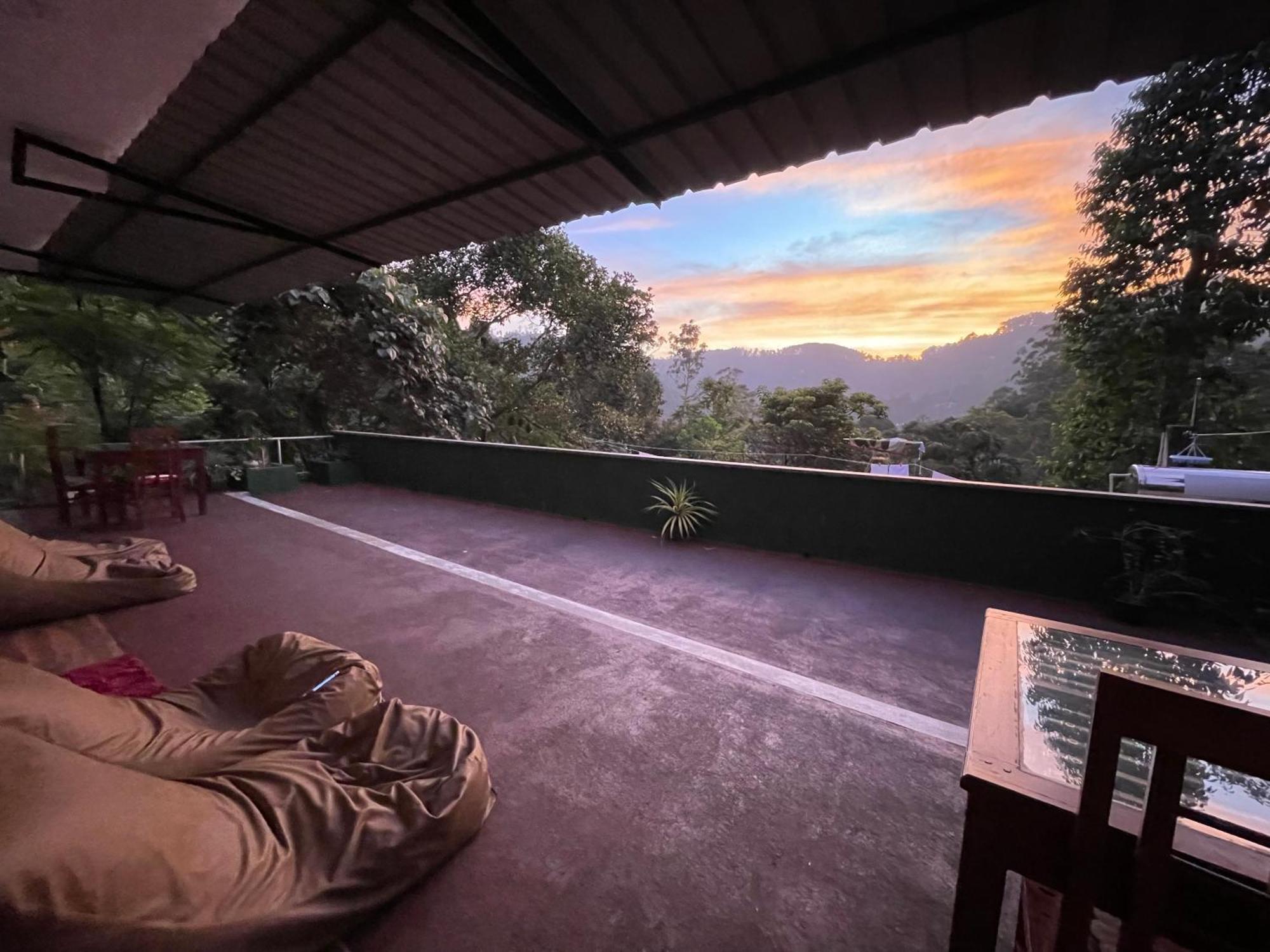 Cozy Homestay Ела Екстериор снимка